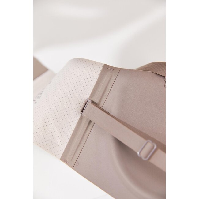 Der perfekte trägerlose BH in Soft Brown