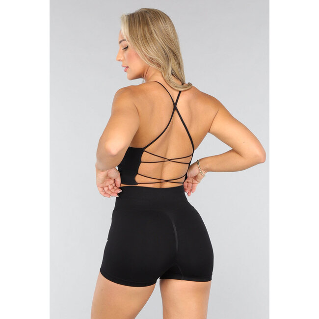 Kurzes schwarzes Fitness-Set mit gekreuztem Rücken