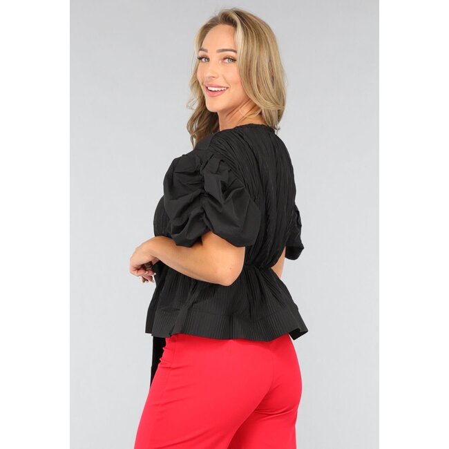 Schwarze Bluse mit weiten Puffärmeln