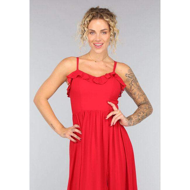 Langes rotes Sommerkleid mit Rüschen