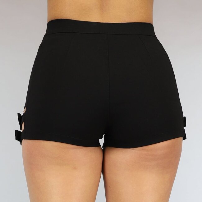Schwarze Hose mit hoher Taille und Trägern