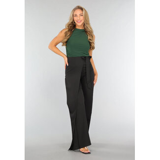 Schwarze Overslag-Hose mit weitem Bein