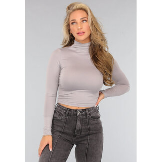 Graues langärmeliges Top mit Rollkragen