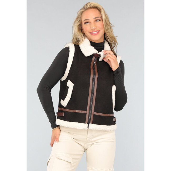 Schwarzer Bodywarmer mit beigem Teddyfutter