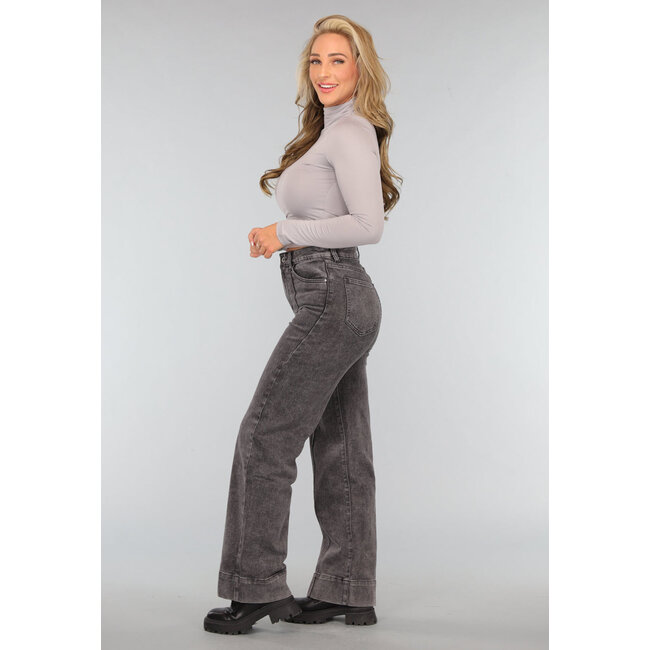 Graue gewaschene Straight Jeans mit hoher Taille