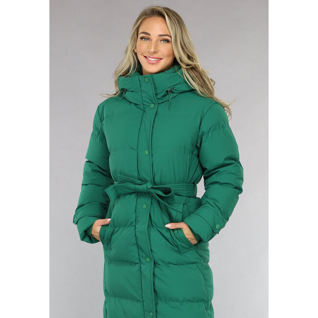 Grüne lange wattierte Winterjacke mit Bund