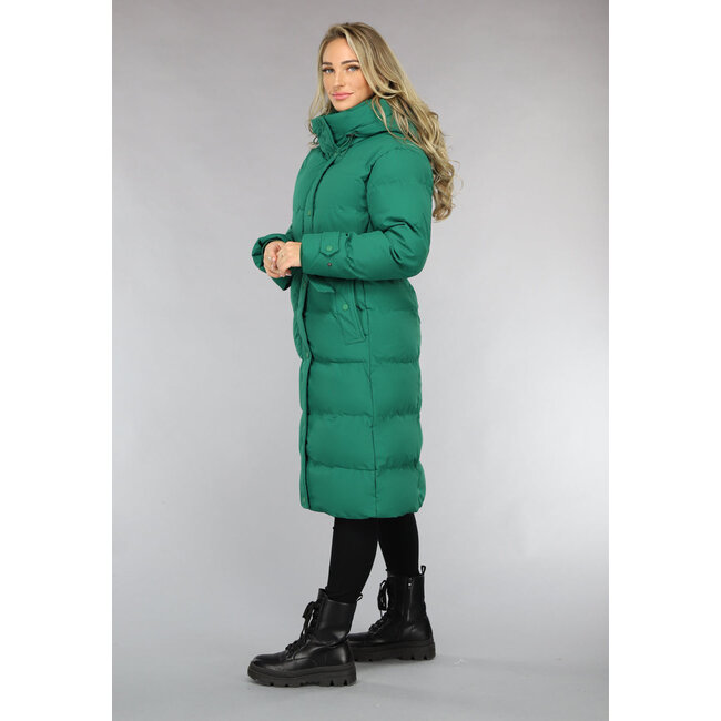 Grüne lange wattierte Winterjacke mit Bund
