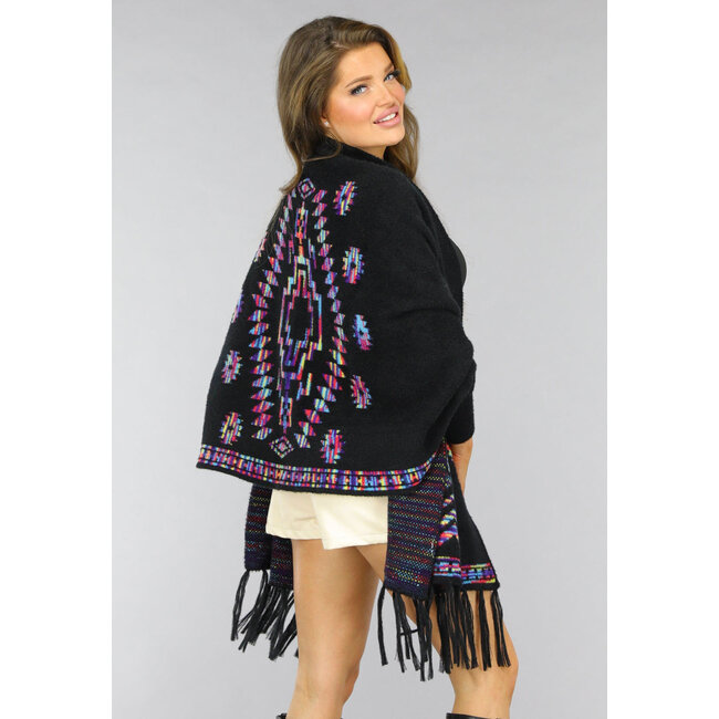 Schwarze weiche Strickjacke mit Aztekenmuster