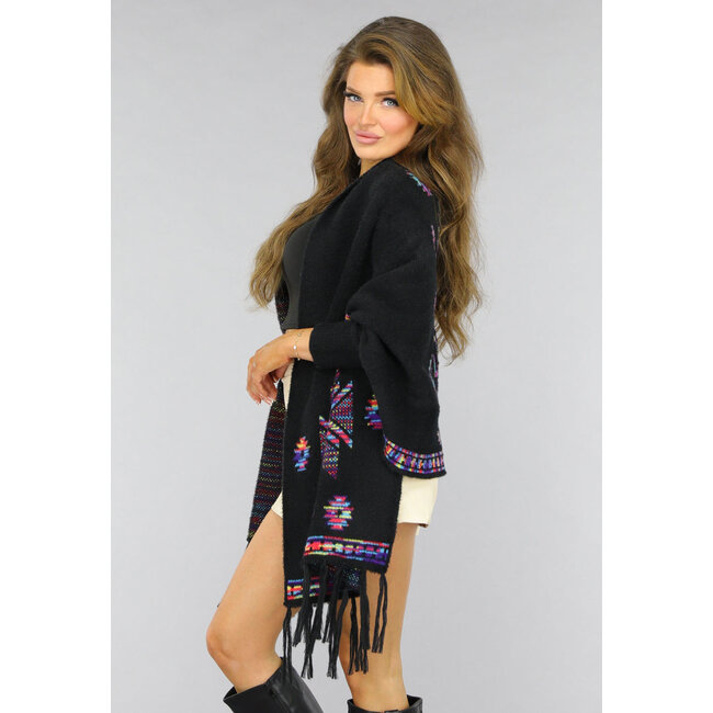 Schwarze weiche Strickjacke mit Aztekenmuster