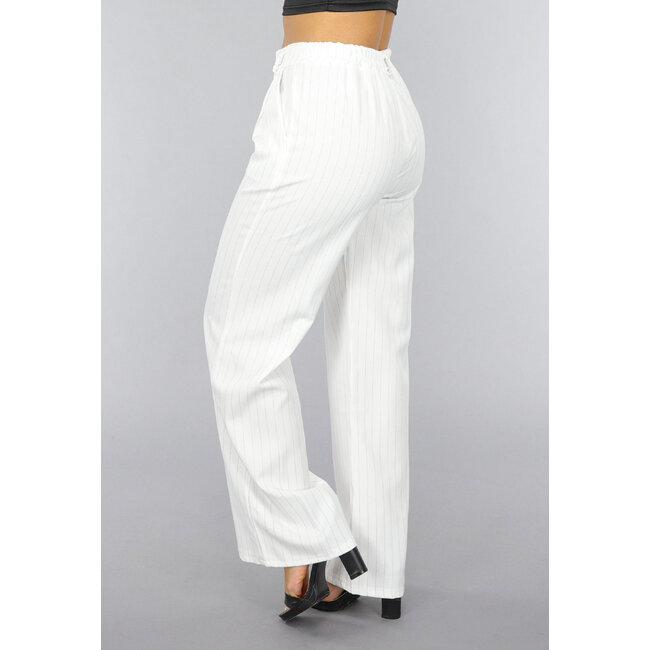 Weiß gestreifte Hose mit weitem Bein