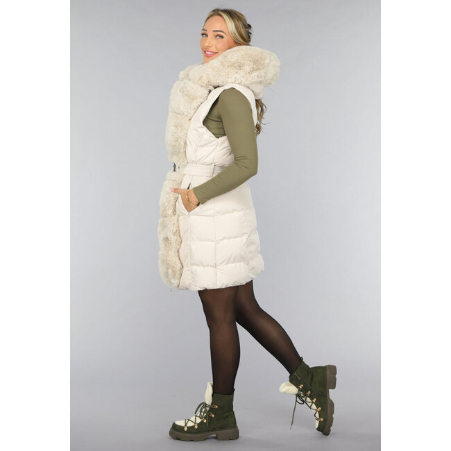 Lange Pulswärmer mit Kapuze in Beige