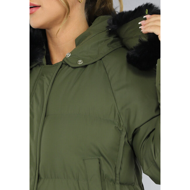 Dunkelgrüne Oversized-Pufferjacke mit Pelzkragen