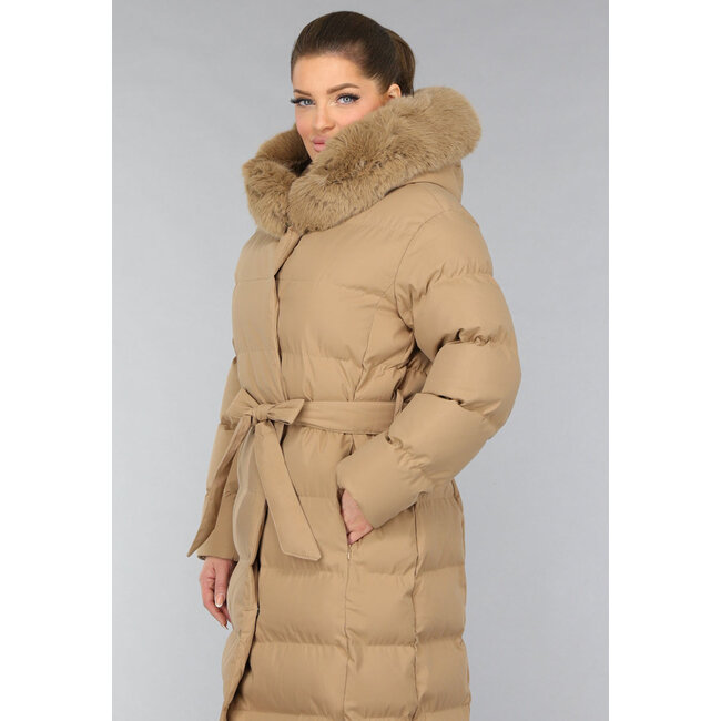Langer Camel Wintermantel mit Kapuze