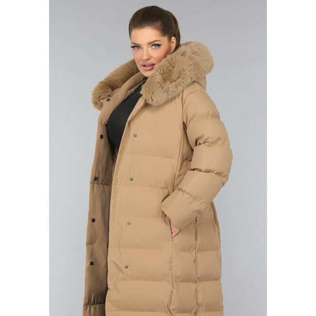 Langer Camel Wintermantel mit Kapuze