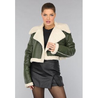 Dunkelgrüner Cropped Lammy Coat