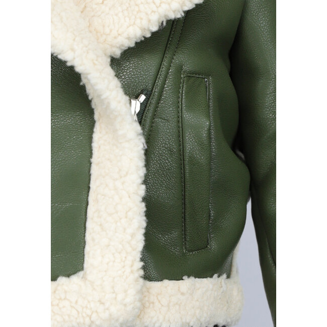 Dunkelgrüner Cropped Lammy Coat