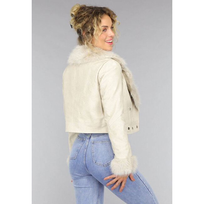 Kurze Beige Kunstpelzjacke