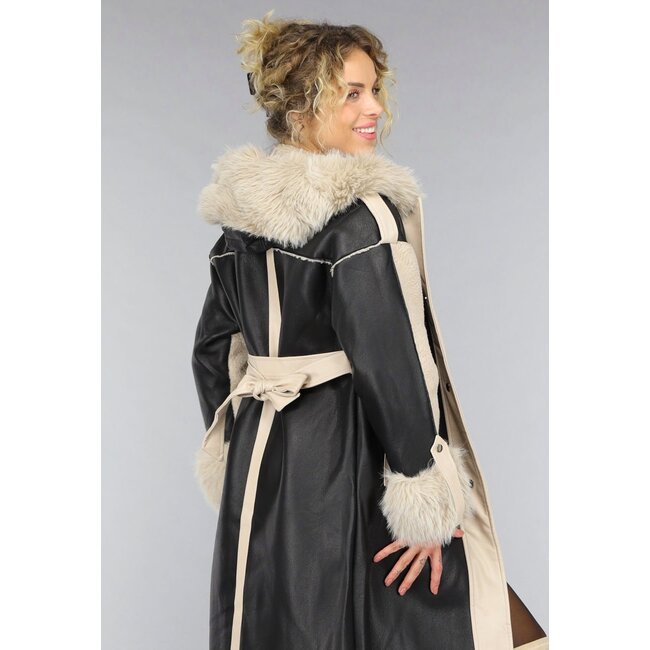Schwarzer Teddy Trenchcoat mit Pelzkragen