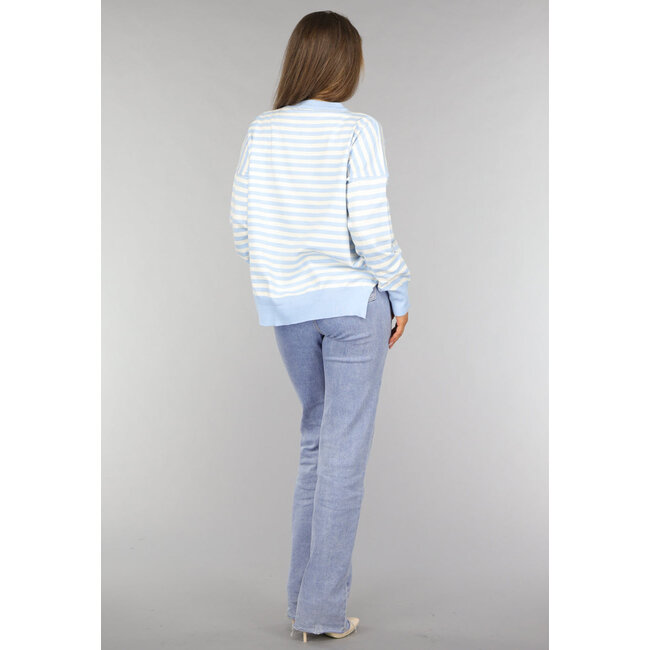 Gestreifter Pullover in Babyblau
