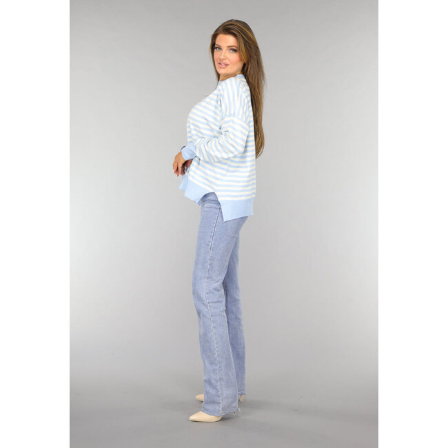 Gestreifter Pullover in Babyblau