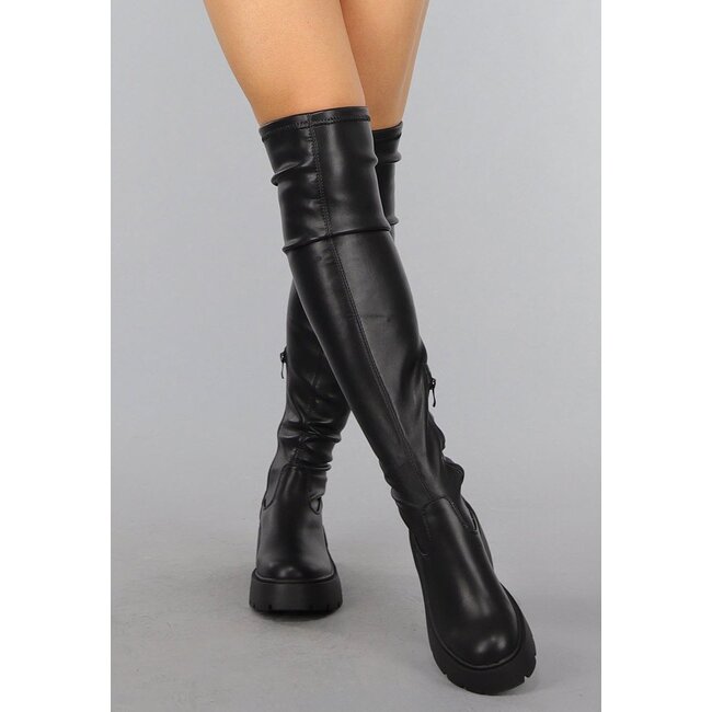 Schwarze Overknee-Stiefel in Lederoptik