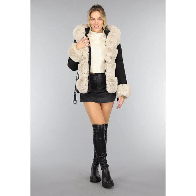 Schwarze Overknee-Stiefel in Lederoptik