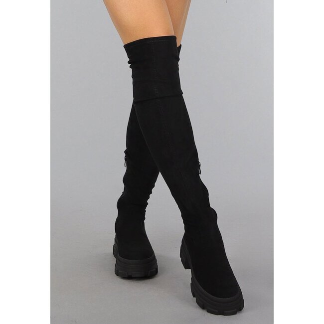 Schwarze hohe Overknee-Stiefel mit weichem Innenfutter