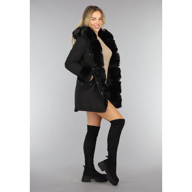 Schwarze hohe Overknee-Stiefel mit weichem Innenfutter