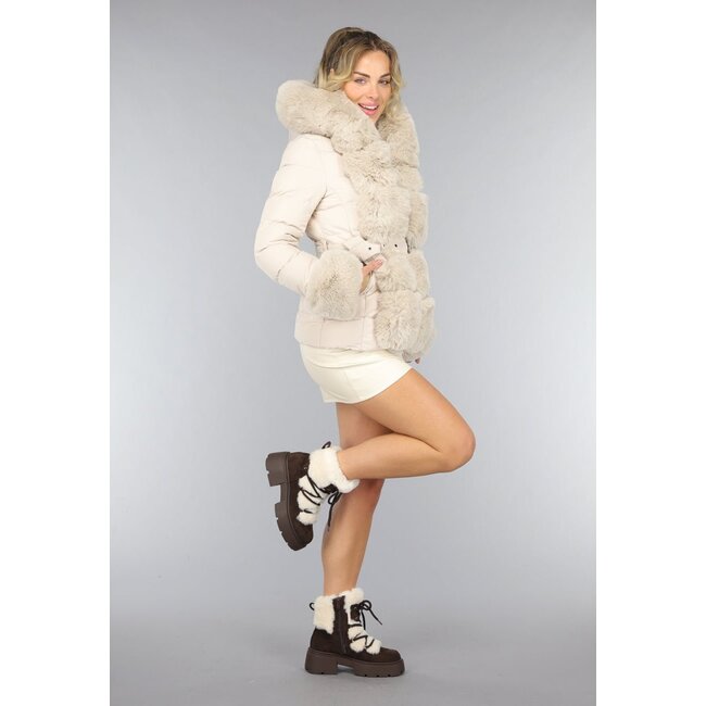 Dunkelbraune Schneestiefel mit Kunstfell