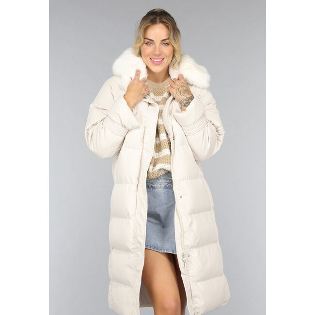 Beige gefütterter langer Wintermantel in Übergröße