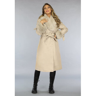 Beige lange Jacke in Lederoptik mit Pelz