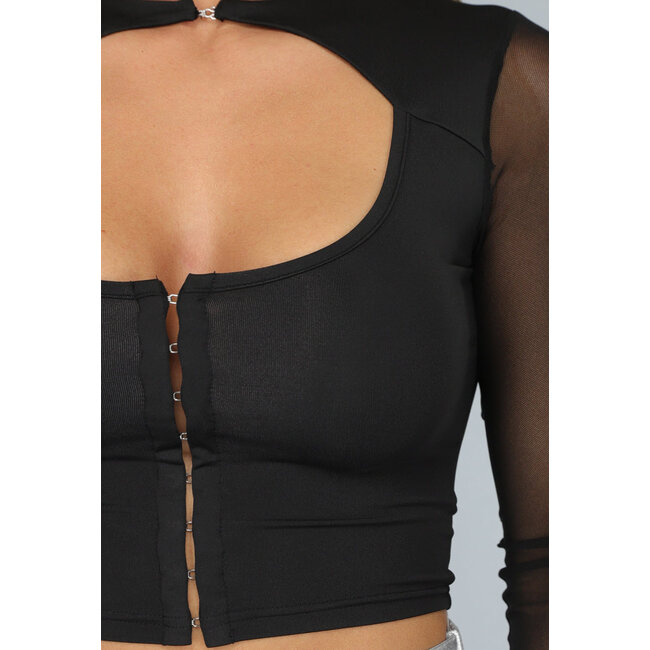 Schwarzes Rave Crop Top mit Mesh-Ärmeln und Häkchen-Verschluss