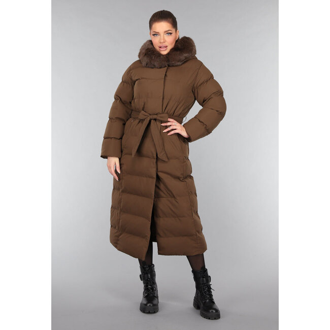 Lange braune Pufferjacke mit Taillenbund
