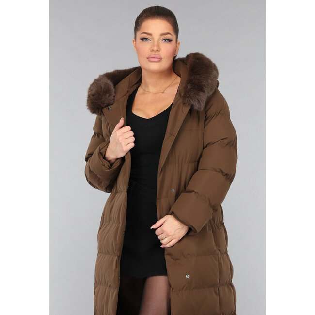 Lange braune Pufferjacke mit Taillenbund