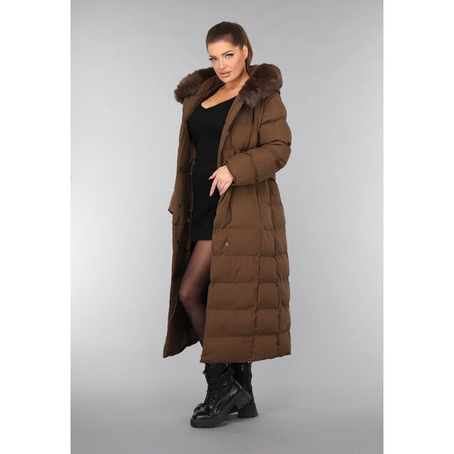 Lange braune Pufferjacke mit Taillenbund