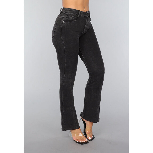 Anthrazitfarbene Schlagjeans mit mittlerer Taille