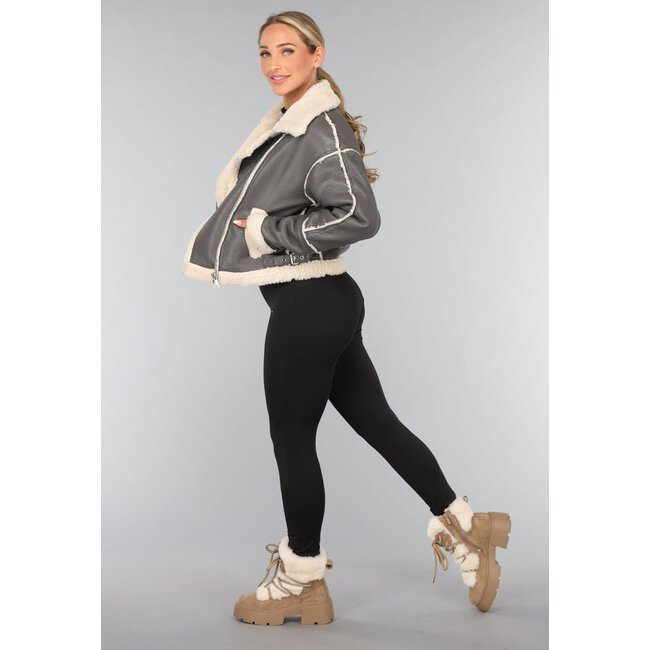 Graue Jacke in Lederoptik mit Teddy-Futter