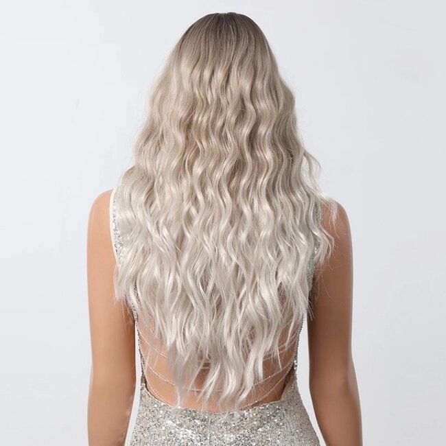 Graublonde Perücke mit Beach Waves