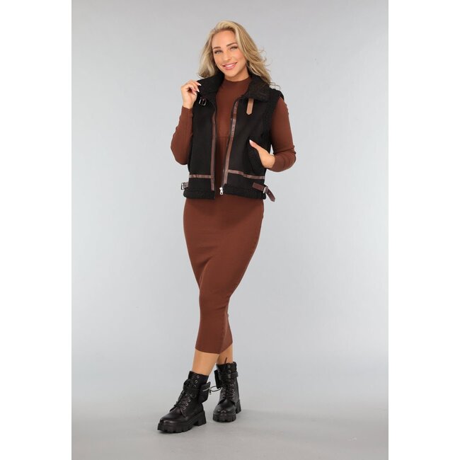 Schwarze Biker-Stiefel in Lederoptik mit Tasche