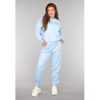 Hellblauer Fleece-Hausanzug