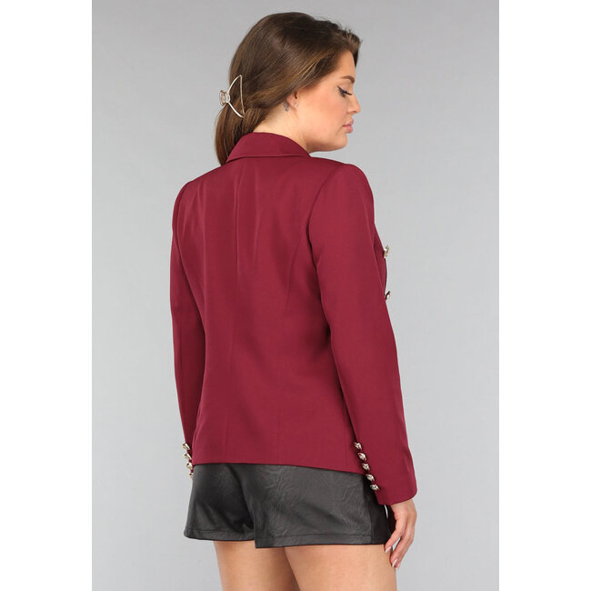 Weinroter Knopf-Blazer