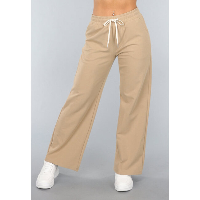 Beige Jogginghose mit weitem Bein
