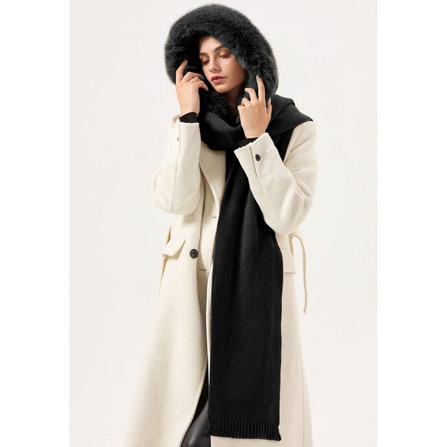 Gestrickte Kapuze mit Pelzkragen und festem Schal