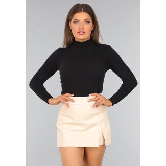 Schwarzer Basic-Rollkragenpullover mit langen Ärmeln