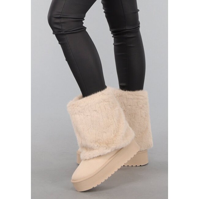 Beige Kunstfell-Stiefel mit Plateau
