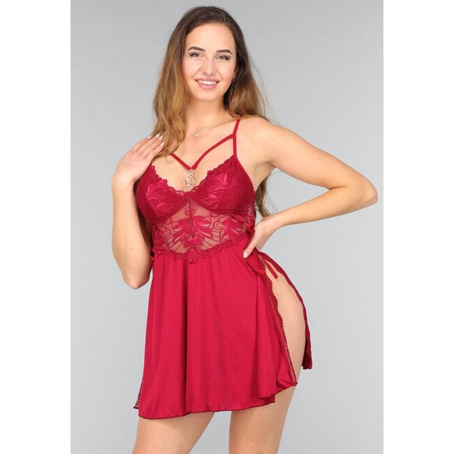 Bordeauxrotes Spitzen-Slipkleid mit Schlitzen