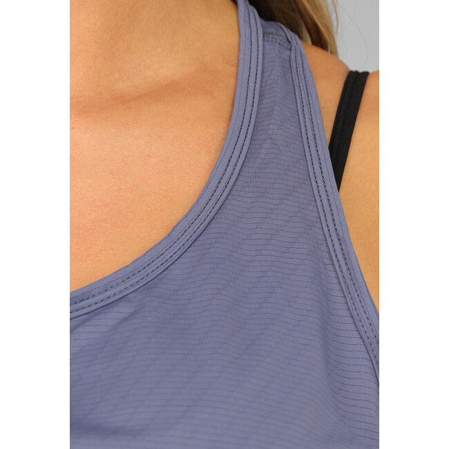 Blaues ärmelloses Sport-Tank-Top