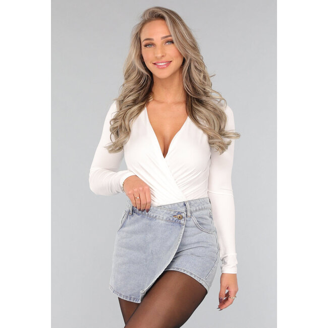 Weißer Langarm-Body mit Überschlag