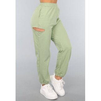 Hellgrüne Jogginghose mit offenem Detail
