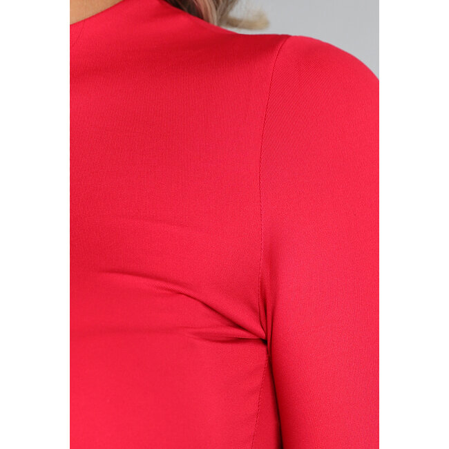 Rotes langärmeliges Wirbel-Top